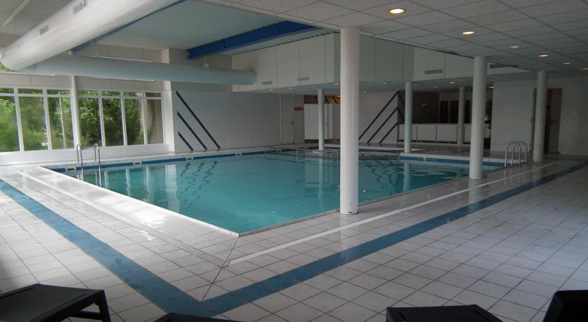 Aphrodite Met Zonnig Terras, Eigen Keuken, Verwarmd Hotel-Zwembad, Nabij Dorp, Duinen En Strand Hollum  Quarto foto